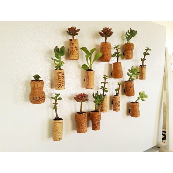 Box of 100 Wine Corks - Picture 4 of 8